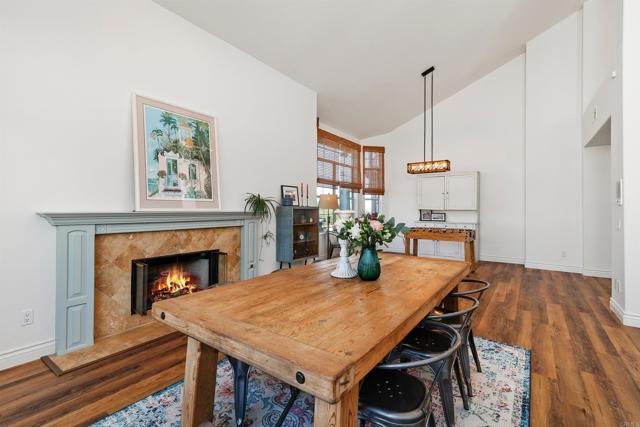 2034 Ridgecrest Place, Escondido CA: https://media.crmls.org/mediaz/980a2e08-24d7-45b2-b1f0-d5d7e3b7236f.jpg