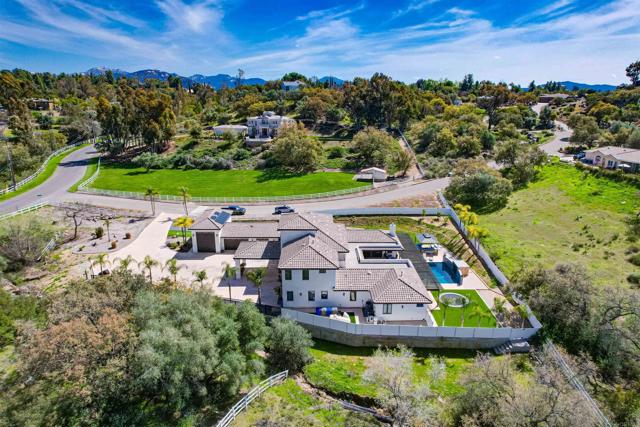 2184 Pacific Crest Dr, Alpine CA: https://media.crmls.org/mediaz/980b12f5-7537-4356-84bb-602b47e847e9.jpg