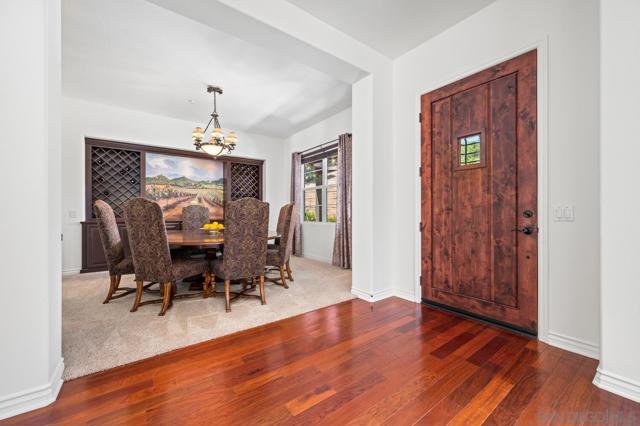 1272 Chateau Montelena, Bonsall CA: https://media.crmls.org/mediaz/980b379d-9c88-4206-9e55-fa83f9fc1659.jpg