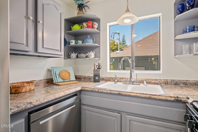 Detail Gallery Image 11 of 33 For 543 S E St, Oxnard,  CA 93030 - 2 Beds | 2 Baths
