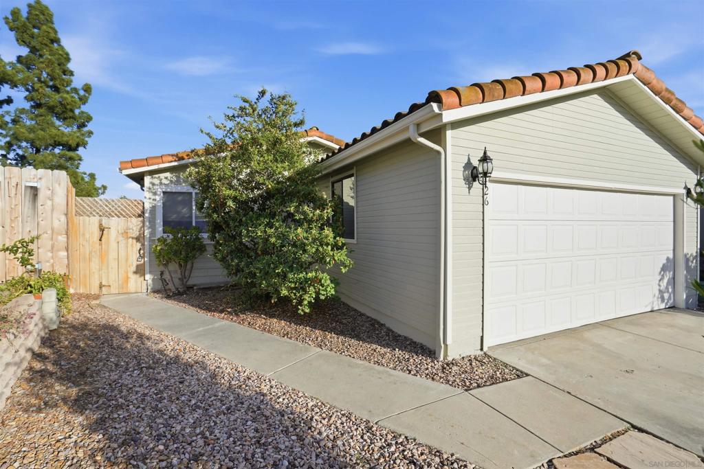 14955 Avenida Venusto - photo 2