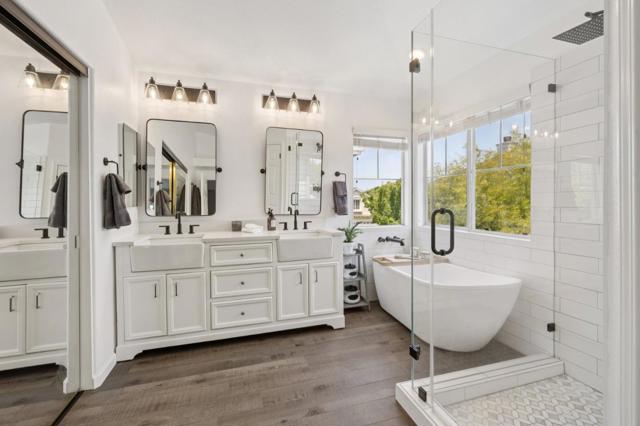 410 Krystallos Lane, Redwood City CA: https://media.crmls.org/mediaz/980d6cc1-6e94-4f0b-b28d-9181f165e549.jpg