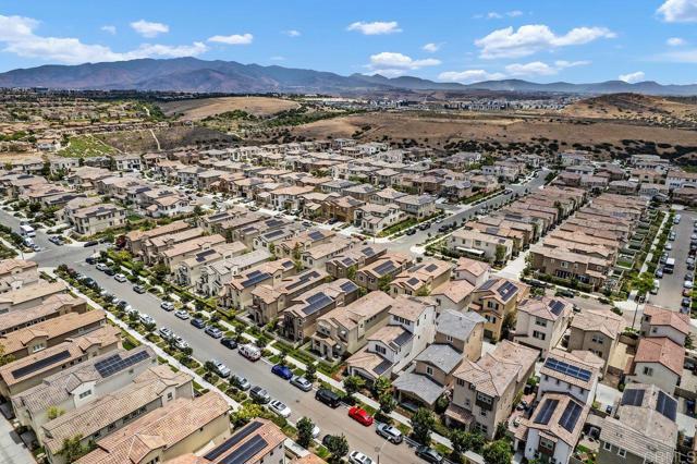 1362 Ortega Street, Chula Vista CA: https://media.crmls.org/mediaz/980dec56-4aa7-41a8-b380-b053fda893dd.jpg