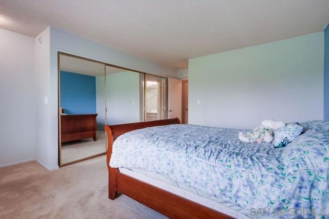1976 Fairway Circle, San Marcos CA: https://media.crmls.org/mediaz/980e490f-1716-4857-897b-af5c3cc4151e.jpg