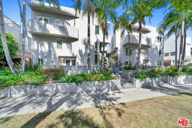 833 17th Street, 8 photo 2