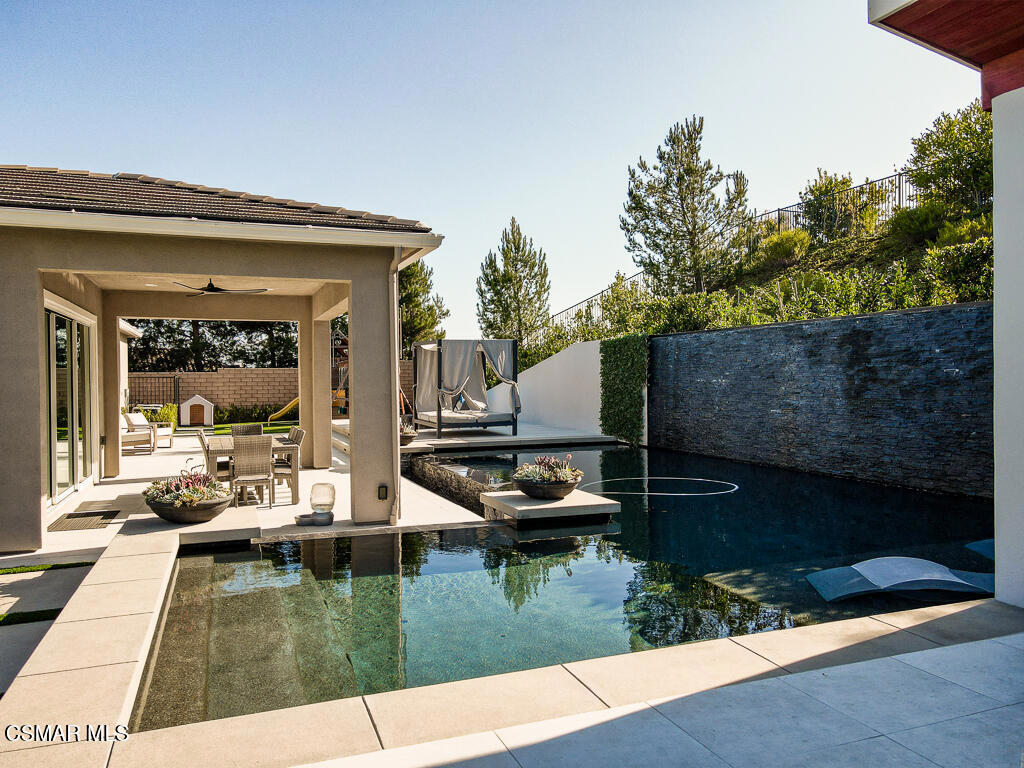 MLS #225003489 img 11