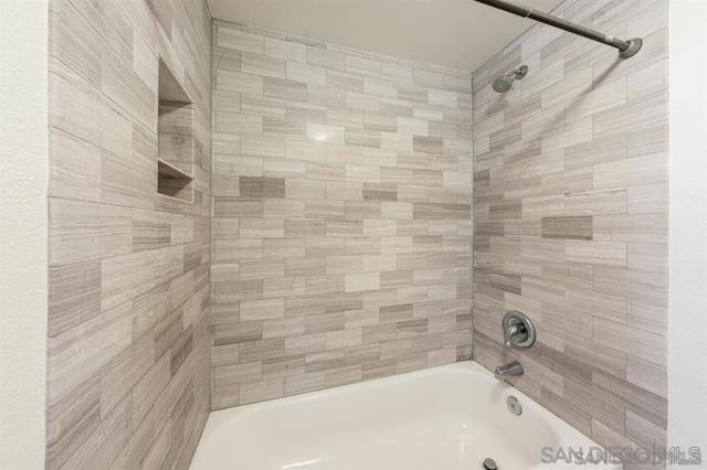 12213 Carmel Vista Rd, San Diego CA: https://media.crmls.org/mediaz/98108c21-bc57-4633-a365-bee84c30d418.jpg