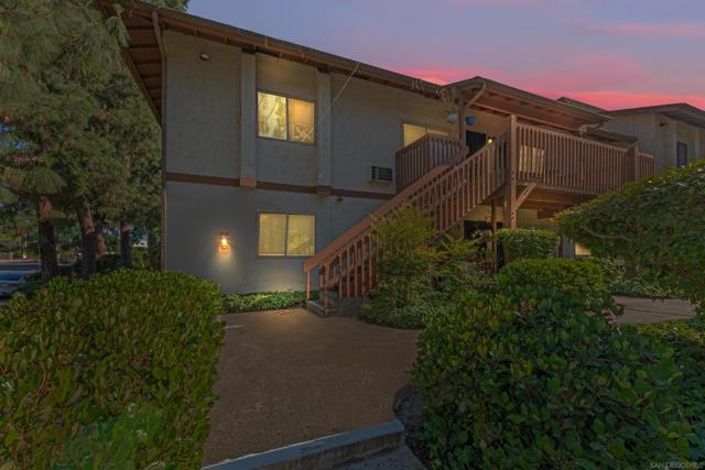 6376 Rancho Mission Rd, San Diego CA: https://media.crmls.org/mediaz/981166e1-905f-4e18-9cfa-f51caee38293.jpg