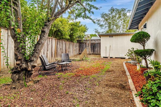 2259 Chanticleer Avenue, Santa Cruz CA: https://media.crmls.org/mediaz/9812847f-3684-444a-9bd1-a3ead6d97b74.jpg
