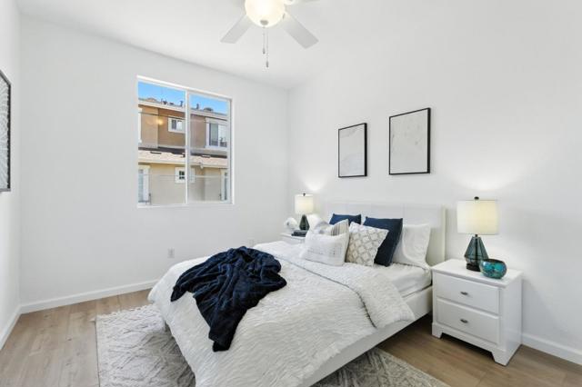 728 City Walk Place, Hayward CA: https://media.crmls.org/mediaz/9812bf85-7c96-478a-ad2f-28d419ba8a64.jpg