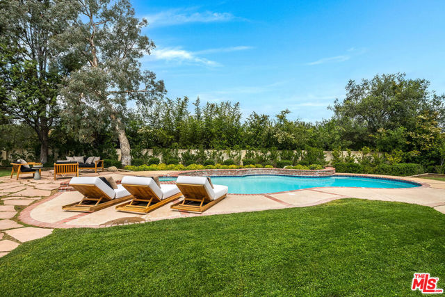 Image 39 of 45 For 24049 Chestnut Way