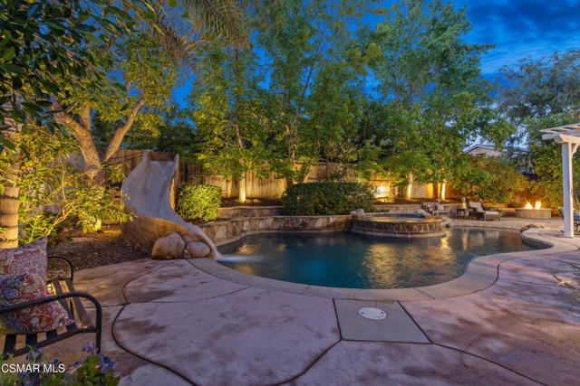 943 Paseo Barona, Camarillo CA: https://media.crmls.org/mediaz/98168de4-117e-4dac-a4db-fead68ceafdb.jpg