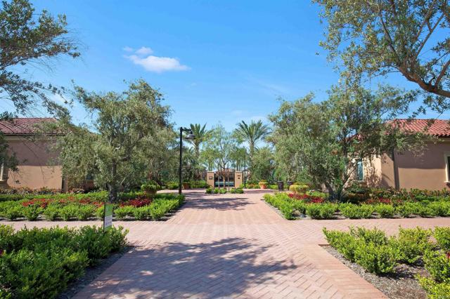 107 Starbright, Irvine CA: https://media.crmls.org/mediaz/9816f267-9d65-4dfd-9251-6957745c9481.jpg
