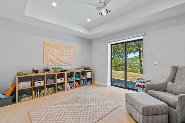 18290 Cochrane Road, Morgan Hill CA: https://media.crmls.org/mediaz/9818455f-2e05-4ce2-8a40-685ff785834d.jpg