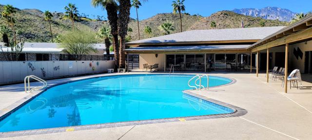257 Del Mar, Palm Springs CA: https://media.crmls.org/mediaz/9819031c-0a2b-4d1b-bed7-52d68a7b1a14.jpg