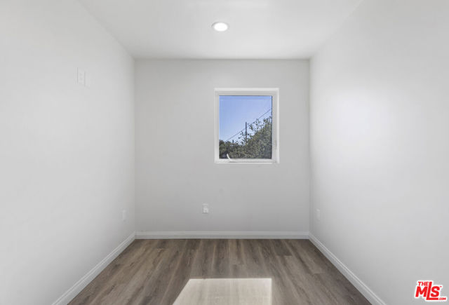7313 Kentland Avenue, West Hills CA: https://media.crmls.org/mediaz/98197b22-4d64-41da-8bf8-8b4f75a57326.jpg