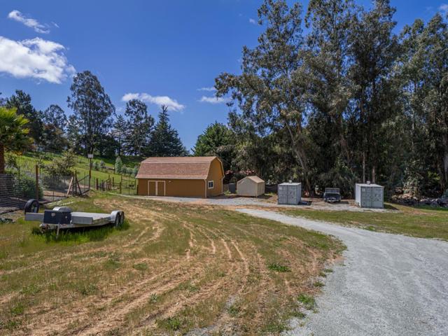 20150 Tarawild Court, Prunedale CA: https://media.crmls.org/mediaz/98198c3c-4630-4341-971a-ded9e7d4dcc2.jpg