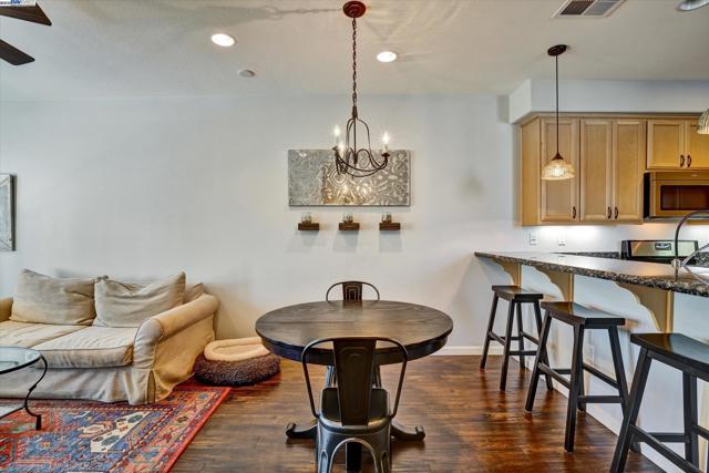 140 Selby Ln, Livermore CA: https://media.crmls.org/mediaz/981a1e0c-5dd2-4346-a784-f70783d796f9.jpg