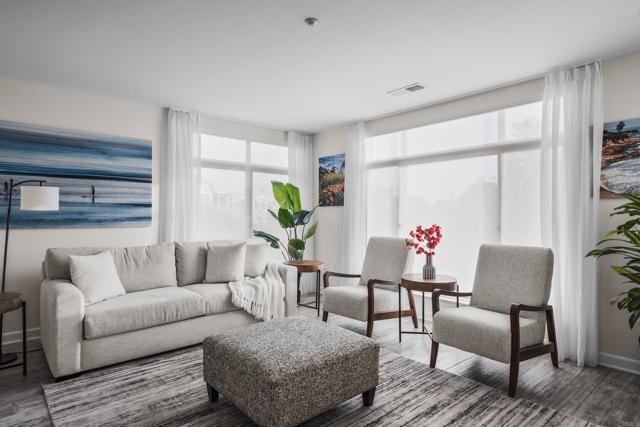 Detail Gallery Image 6 of 37 For 1019 Costa Pacifica Way #1210,  Oceanside,  CA 92054 - 2 Beds | 2 Baths