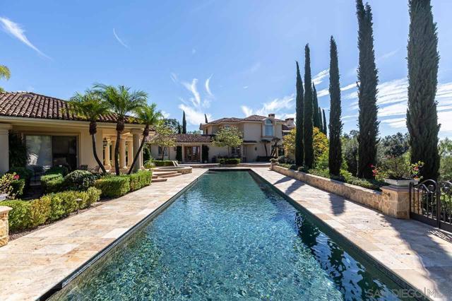 14440 Ridge Ranch Rd, Valley Center CA: https://media.crmls.org/mediaz/981bb197-65ab-4d5c-b594-92ab22929c6f.jpg