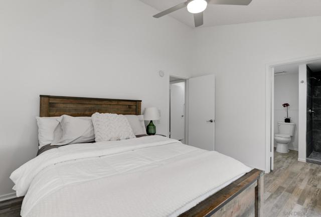 MLS #250038178SD image #36