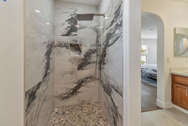 4182 Lautrec Dr, San Jose CA: https://media.crmls.org/mediaz/981beb0b-d29e-41e6-a5ff-90fba5ba1cf0.jpg