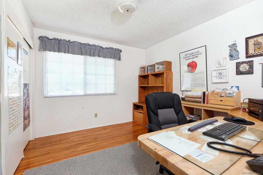3152 Governor Drive - photo 20