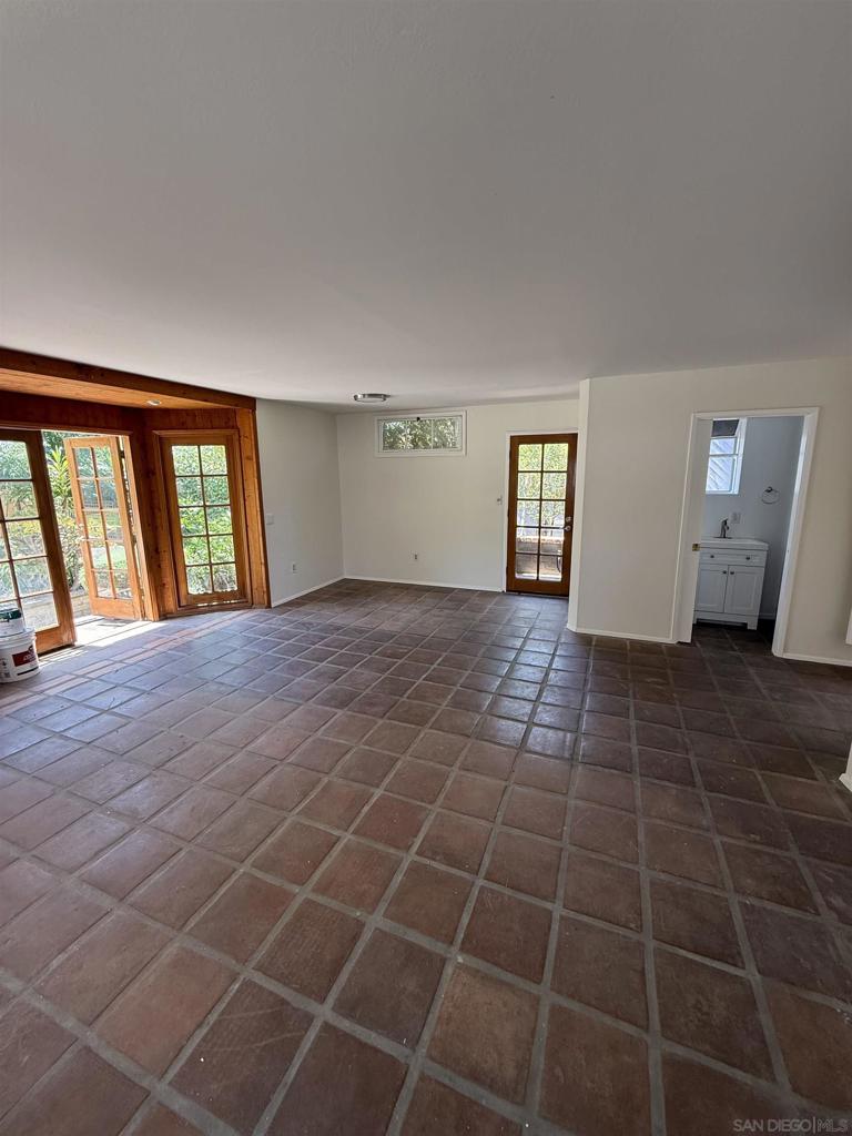 950 Stratford - photo 13