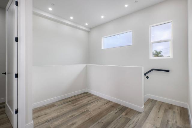 962 Florence St, Imperial Beach CA: https://media.crmls.org/mediaz/981d3888-9423-4d1d-93b9-14651b2b6609.jpg