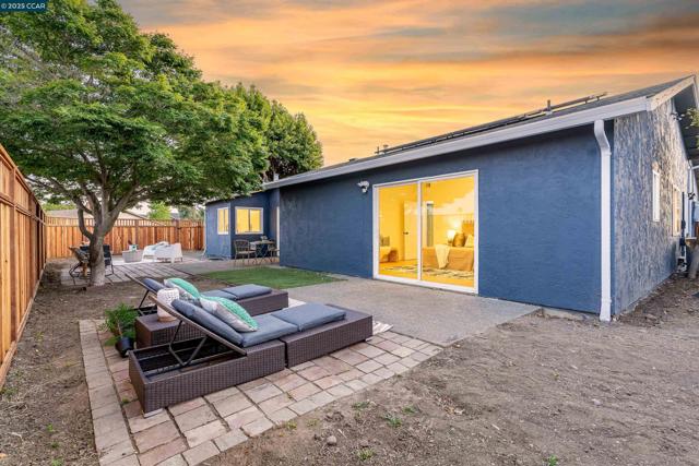 1400 Granada St, Vallejo CA: https://media.crmls.org/mediaz/981e2858-a461-485f-a959-eb813cdae694.jpg