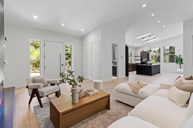 395 Boulder Brook Drive, Boulder Creek CA: https://media.crmls.org/mediaz/981e40d8-2653-4d25-b35b-ca64d851fc85.jpg