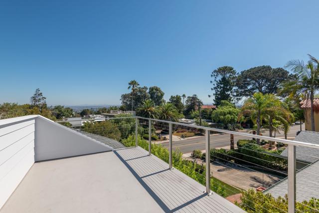4027 Narragansett Ave, San Diego CA: https://media.crmls.org/mediaz/981f4696-ff8e-4b9e-af3f-86dc50b85acb.jpg