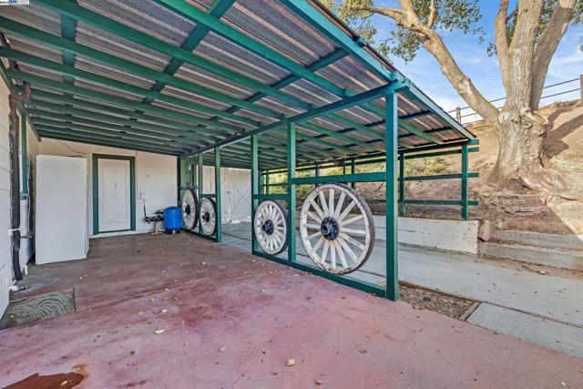 Image 44 of 59 For 4135 Vasco Rd