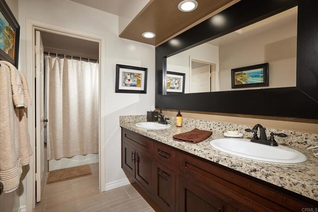 Detail Gallery Image 29 of 44 For 974 Summer Holly Ln, Encinitas,  CA 92024 - 2 Beds | 2/1 Baths