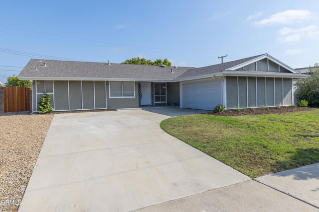 1660 Hobart Drive, Camarillo CA: https://media.crmls.org/mediaz/982260fb-16b9-400a-b102-b8f22ab5ef87.jpg