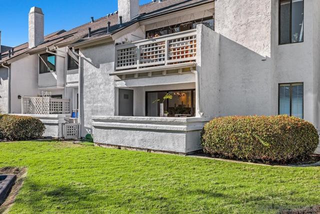 524 Via De La Valle H, Solana Beach CA: https://media.crmls.org/mediaz/98227ddb-8fe7-4d75-8991-ba9f508cfd80.jpg