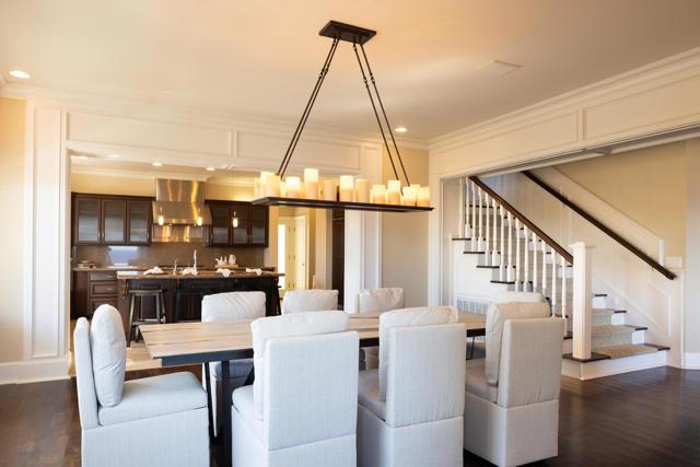 1051 Ocean View Boulevard, Pacific Grove CA: https://media.crmls.org/mediaz/982702b9-2feb-4076-8691-9efc2759a4de.jpg