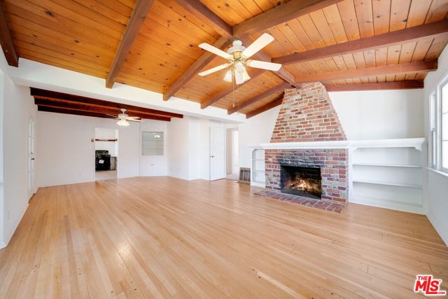 6018 LAURELGROVE Avenue photo 3