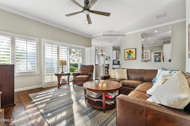 Detail Gallery Image 21 of 72 For 3153 Dragonfly St, Glendale,  CA 91206 - 4 Beds | 3 Baths