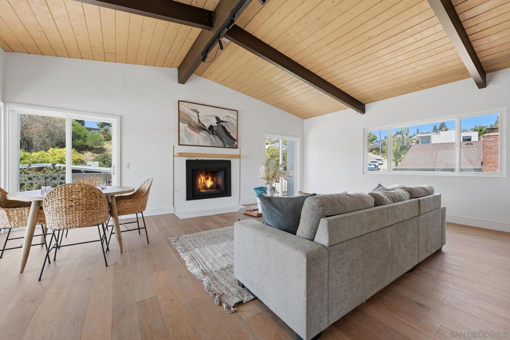 3855 Southview - photo 7