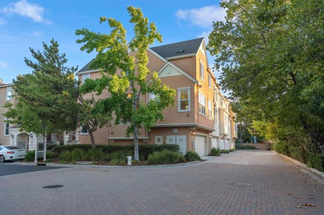4496 Headen Way, Santa Clara CA: https://media.crmls.org/mediaz/98281ead-c0fa-4a10-a2dc-e7e23532b57b.jpg