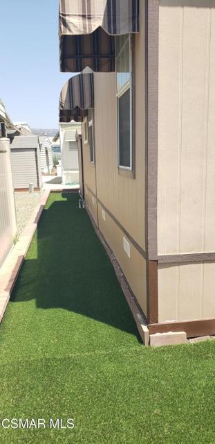 195 Tierra Rejada Road, Simi Valley CA: https://media.crmls.org/mediaz/9829554c-860c-4531-b3c0-5be0d89fc05c.jpg