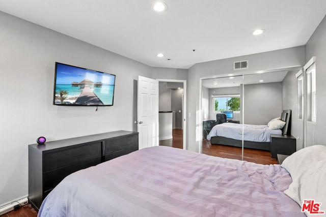 4 Bed Home for Sale in Los Angeles, California