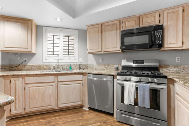 Detail Gallery Image 11 of 39 For 621 N Pacific St #204,  Oceanside,  CA 92054 - 2 Beds | 2 Baths