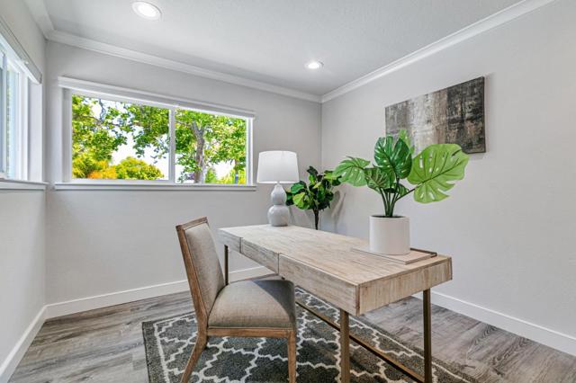 1580 Alameda De Las Pulgas, Redwood City CA: https://media.crmls.org/mediaz/982b6936-cb8d-42e3-adad-783e7baf8c5d.jpg