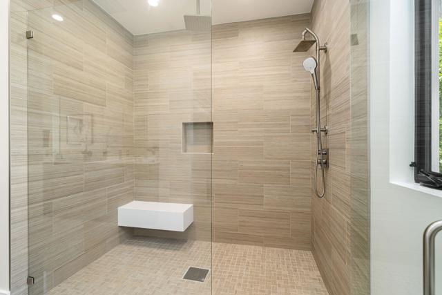 74846 Fox Hills Court, Palm Desert CA: https://media.crmls.org/mediaz/982b8836-7b04-413e-a1ad-4f7c3aca72c2.jpg