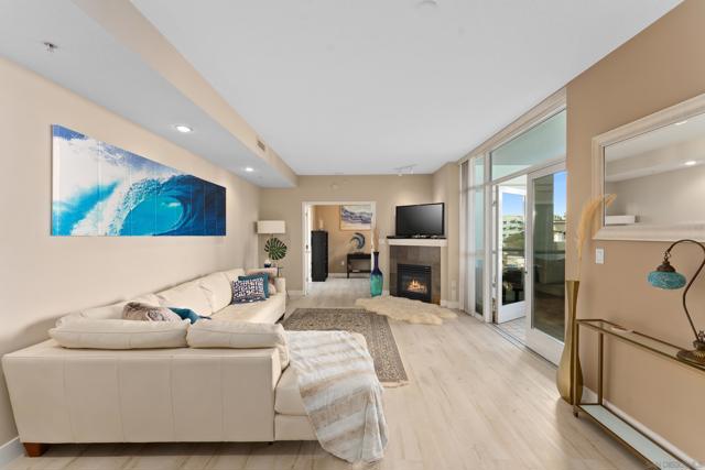 850 Beech St, San Diego CA: https://media.crmls.org/mediaz/982bd140-4dc4-4d4a-8988-47c5d5fcd1ba.jpg