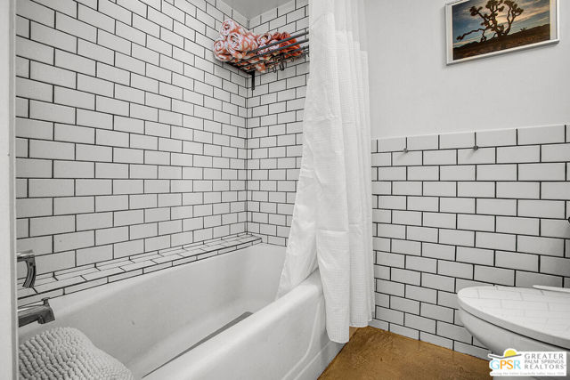 Image 21 of 29 For 360 Cabrillo Road 102