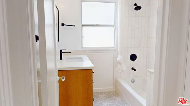 2032 W 80th Street, Los Angeles CA: https://media.crmls.org/mediaz/982c7a86-a765-4fcb-ba50-98e0b86f874b.jpg