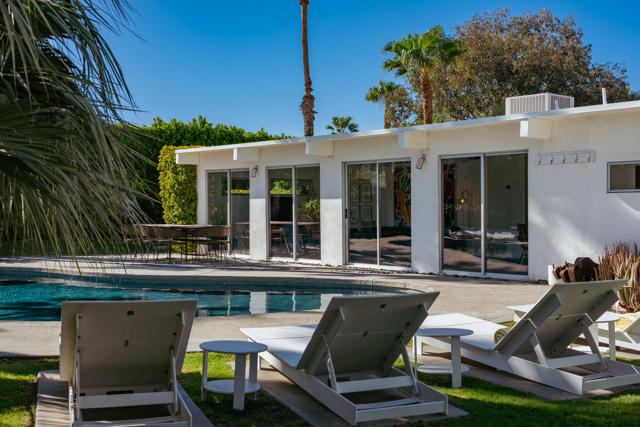 503 E Laurel Circle, Palm Springs, CA 92262